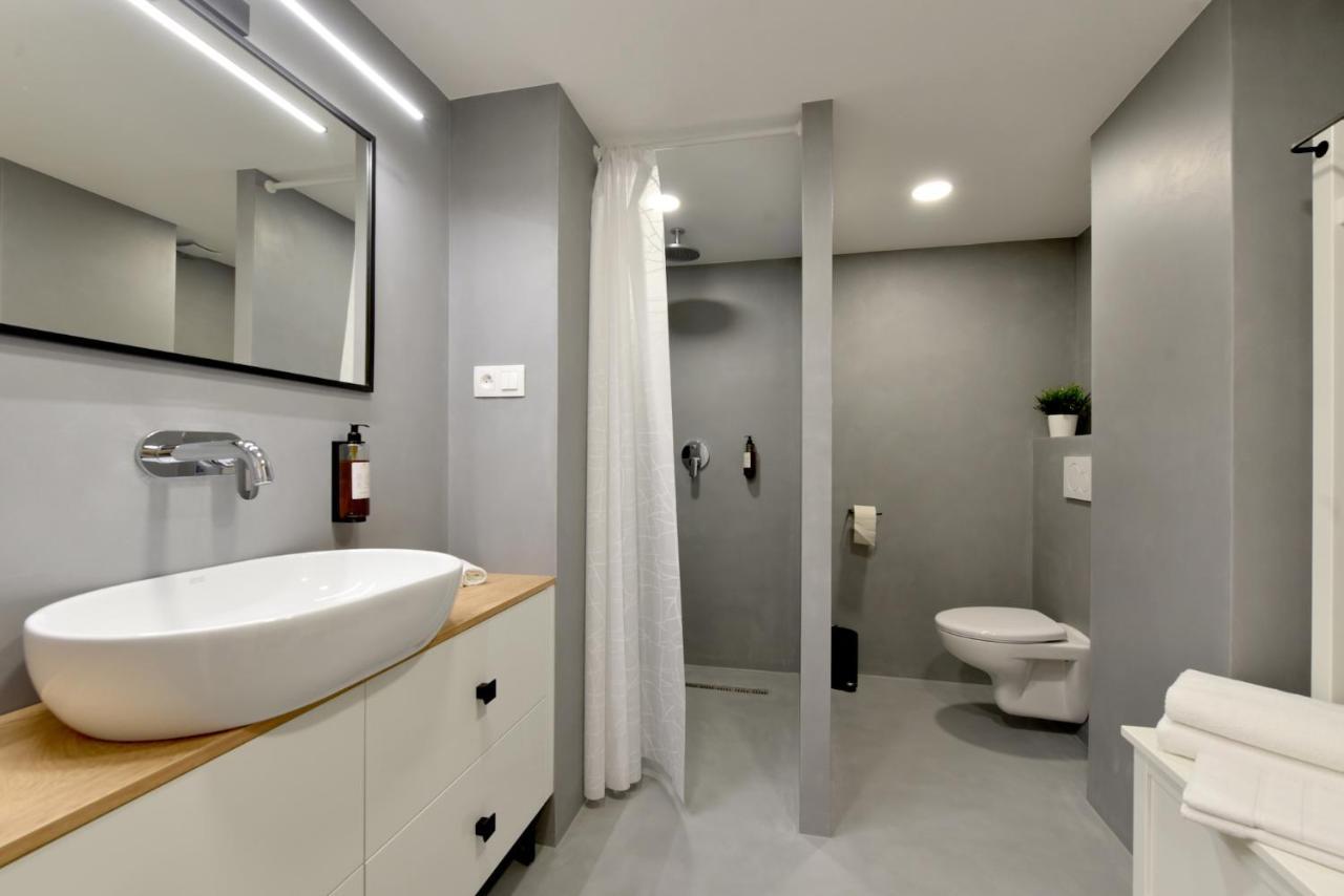 Apartman S Balkonom Тренчин Экстерьер фото