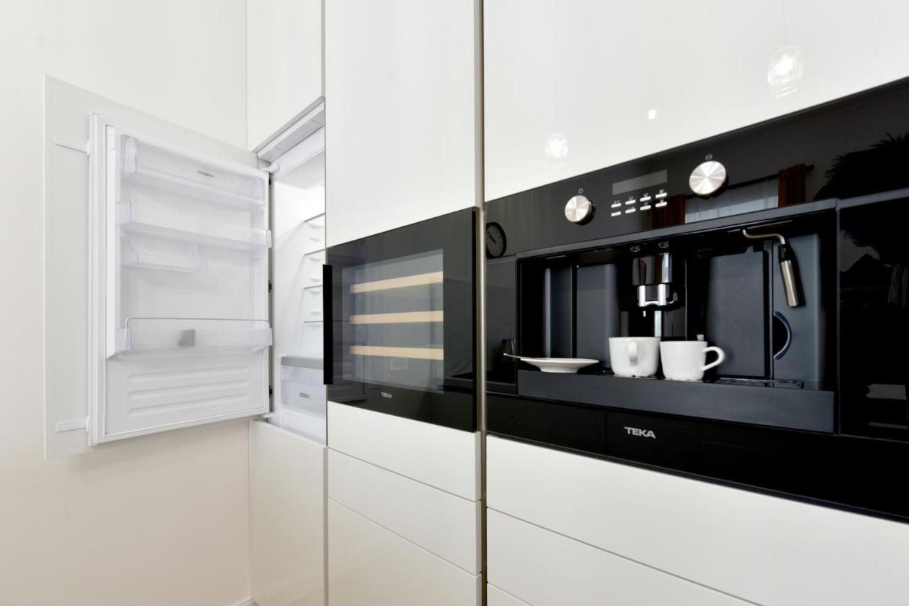Apartman S Balkonom Тренчин Экстерьер фото