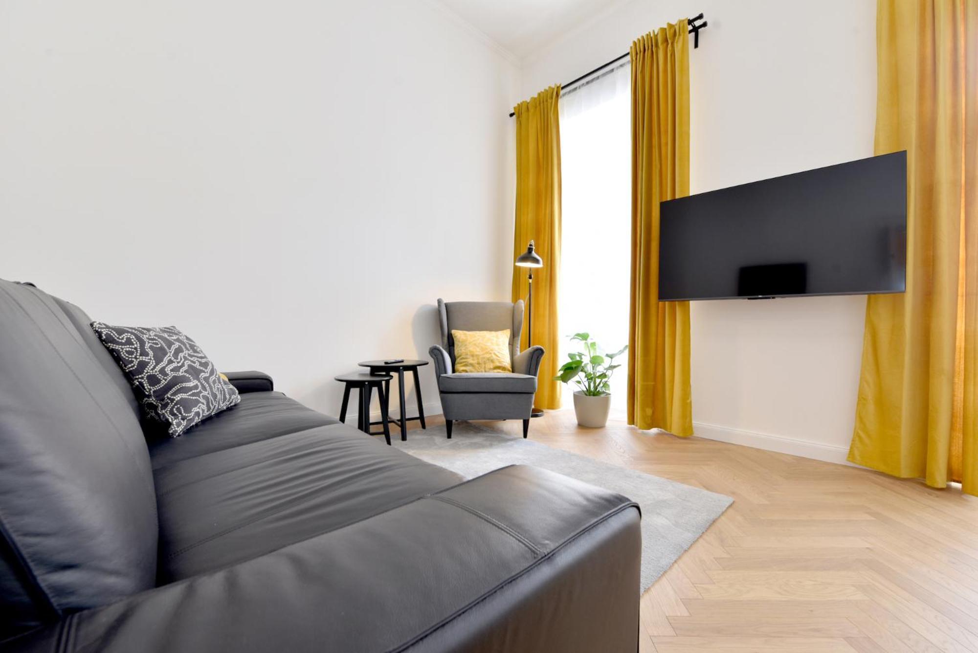 Apartman S Balkonom Тренчин Экстерьер фото